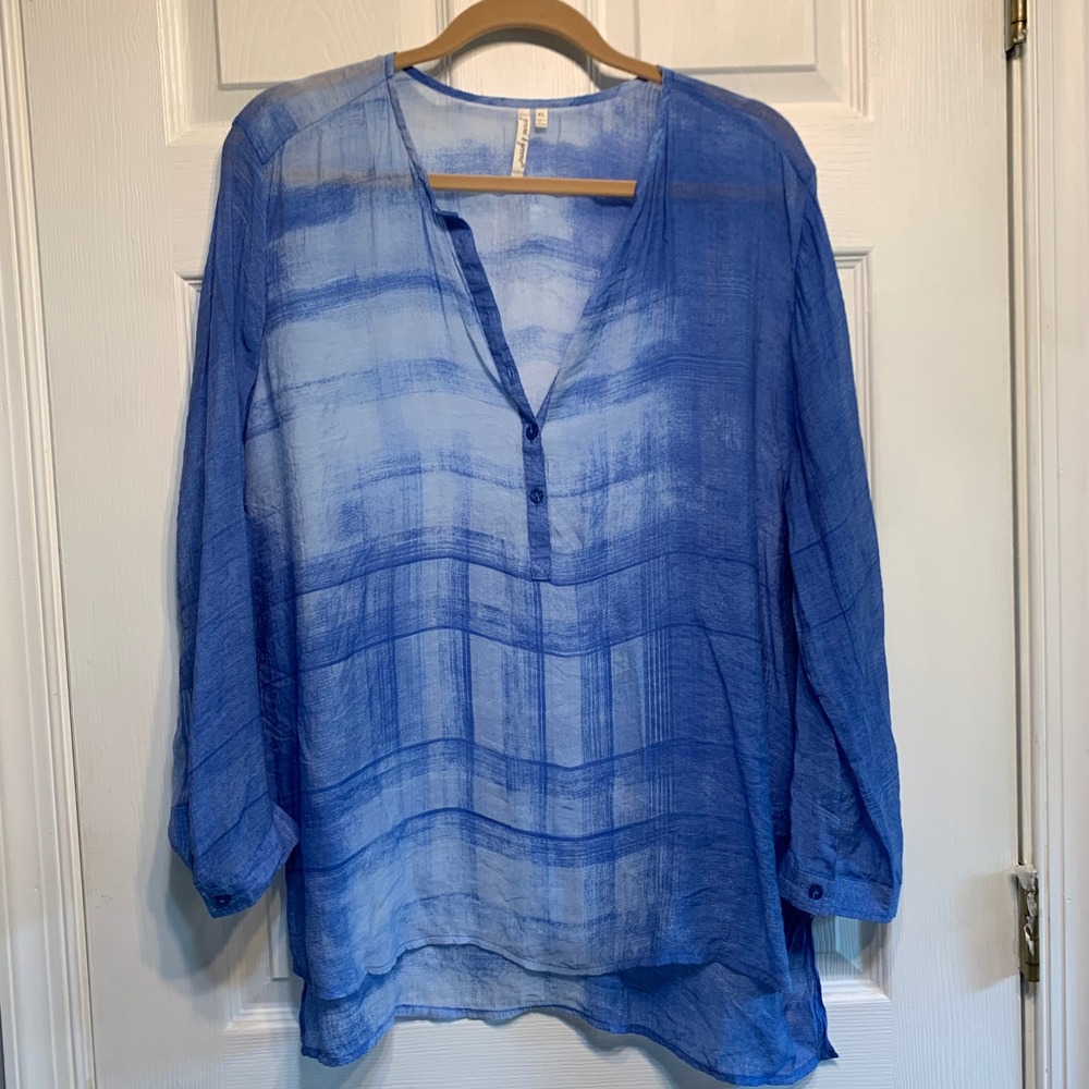 Grand & Greene Blouse XL Blue Plaid Roll Tab Sleeve V-Neck Coastal Beachy Airy